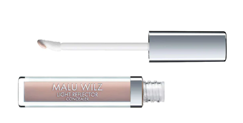 Malu Wilz Light Reflector Concealer 3.8ml with light-reflecting pigments for instant radiance and dark circle coverage