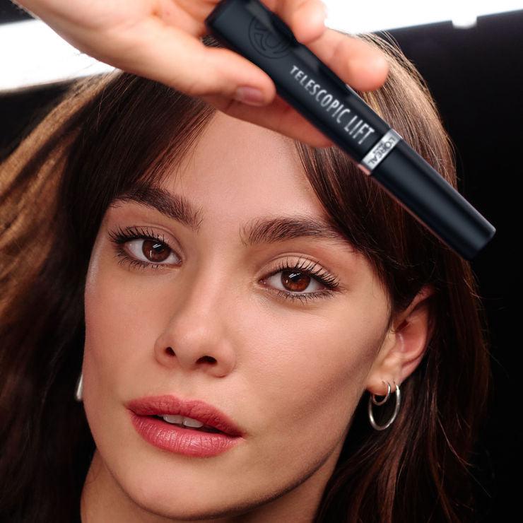 L'Oréal Paris Telescopic Lift Mascara | מסקרה להרמה מיידית, נפח ואורך פורץ גבולות עד 36 שעות