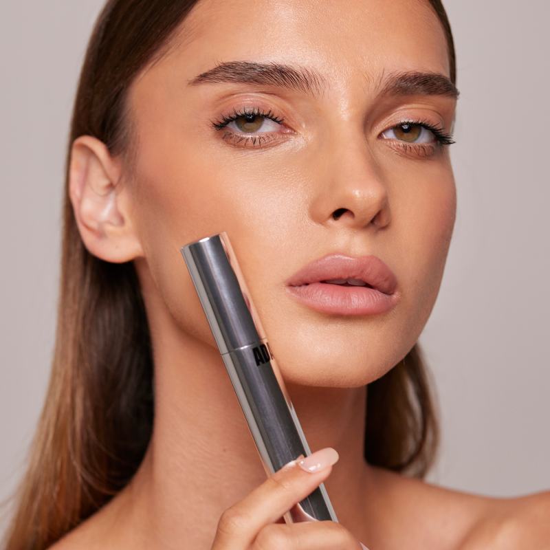RENA LASHES KIT - מארז רנה לריסים מושלמים: פריימר ומסקרה למראה טבעי | עדה לזורגן