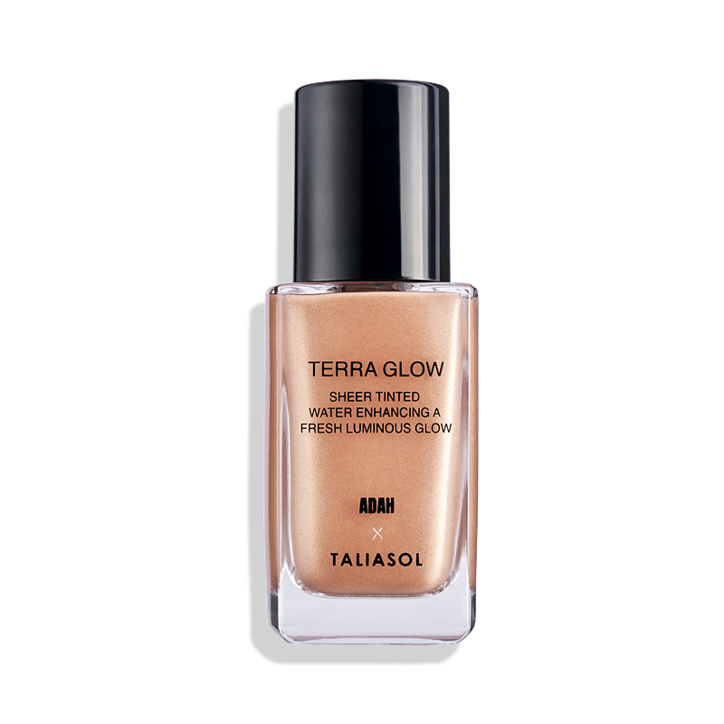 קרם לחות על בסיס מים Terra Glow של עדה לזורגן עם טינט שזוף טבעי למראה עור זוהר ובריא