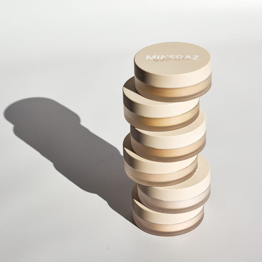 מארז VIP שנתי של מייקאפ מינרלי מבית מינרז MINERAZ הכולל 6 יחידות במחיר של 5 לכיסוי מושלם