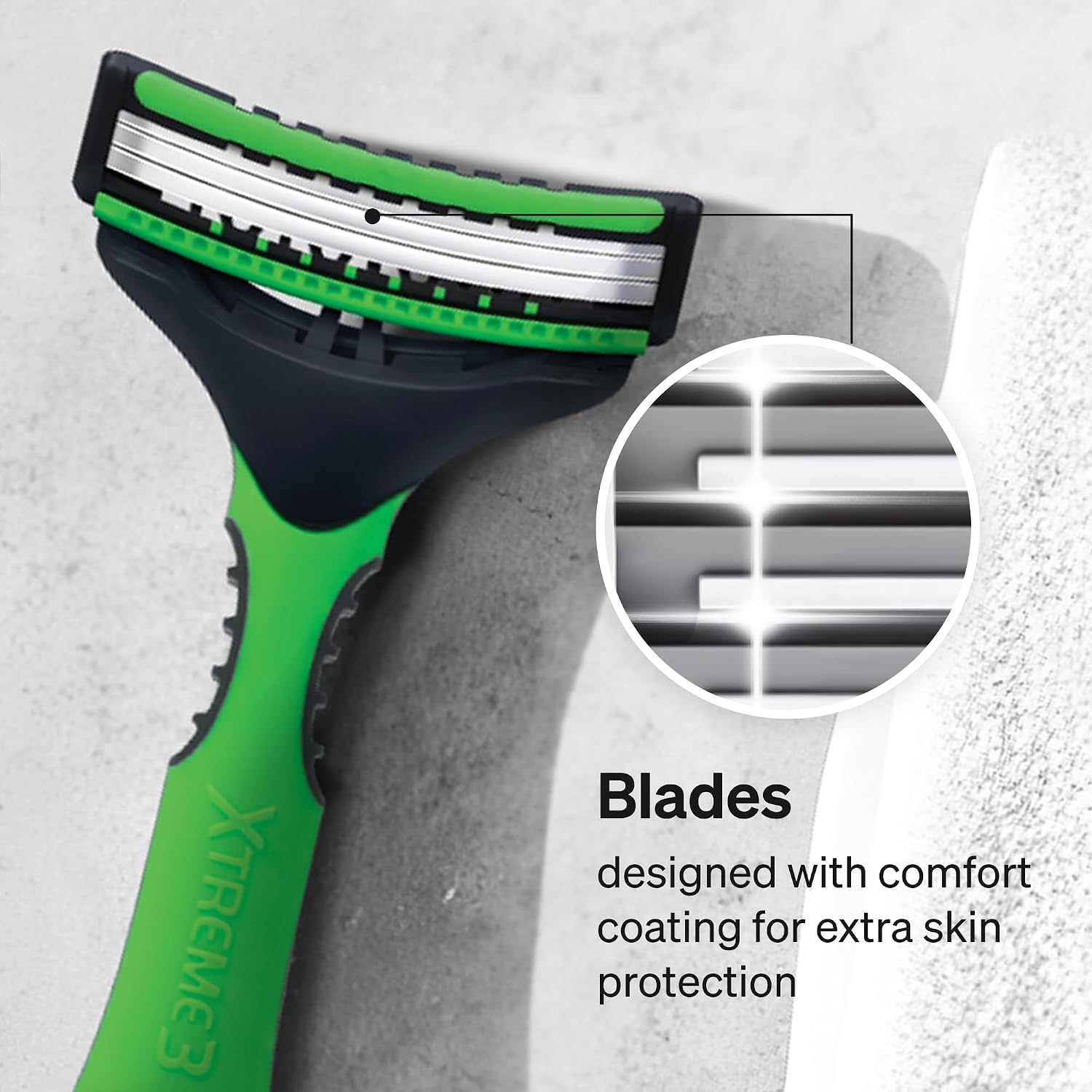 Schick Xtreme3 Sensitive | שיק אקסטרים 3 סנסיטיב - מארז רביעיית סכיני גילוח לגבר בעלי 3 להבים גמישים לעור רגיש