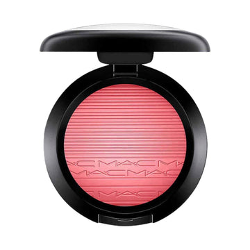 סומק היברידי M·A·C Extra Dimension Blush בגימור זוהר ותלת-ממדי עמיד לאורך זמן