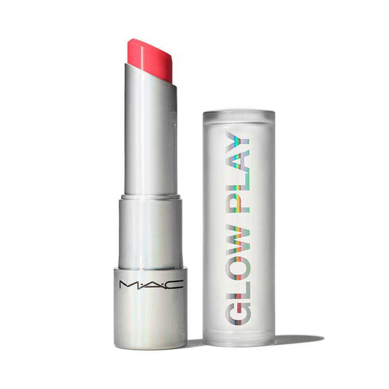 MAC Cosmetics, Glow Play Lip Balm, Tinted Lip Balm, Hydrating Lipstick, Lip Care, Shea Butter Balm, מאק, שפתון לחות, באלם לשפתיים, גלואו פליי, טיפוח שפתיים, שפתון שקוף