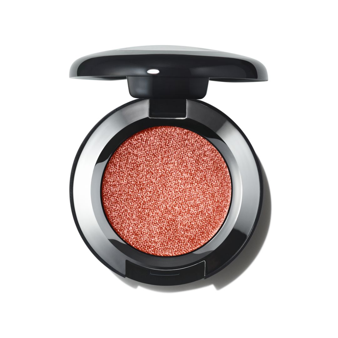 M·A·C Dazzleshadow Extreme צללית מטאלית עוצמתית בעמידות ל-12 שעות בגימור מלוטש