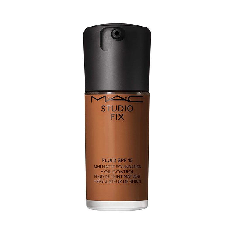 M·A·C Studio Fix Fluid SPF 15 - מייק-אפ עמיד ל-24 שעות בגימור מאט רך ושליטה בשומן