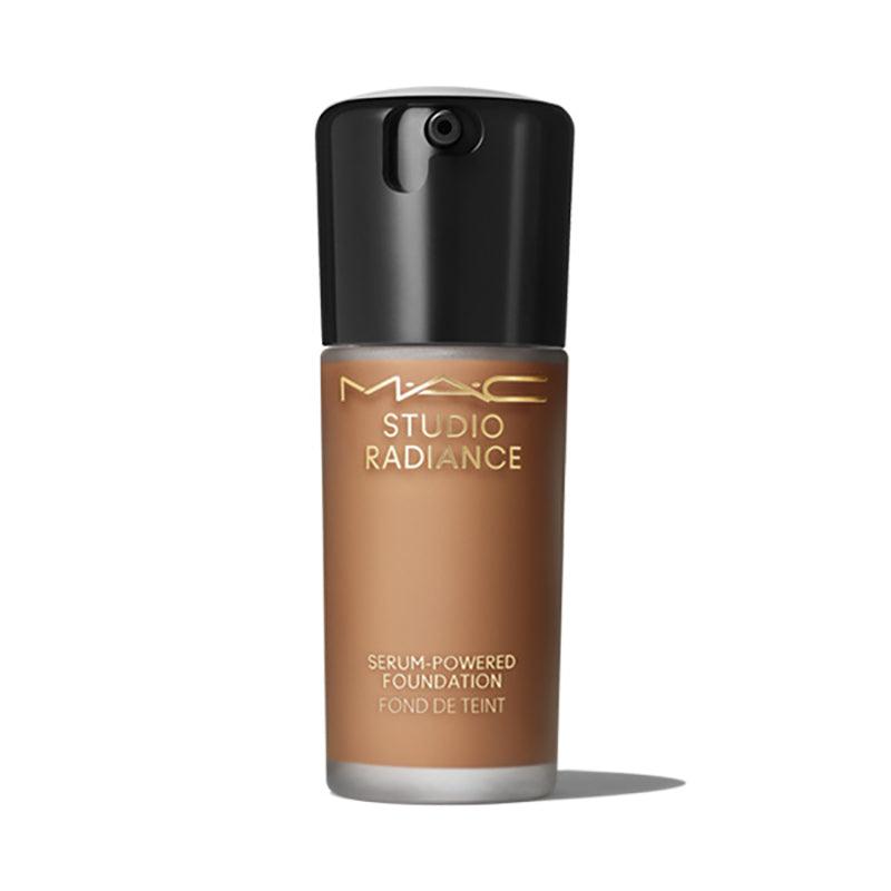 M·A·C Studio Radiance Serum-Powered Foundation - מייק-אפ סרום מהפכני עם 80% רכיבי טיפוח וזוהר מיידי