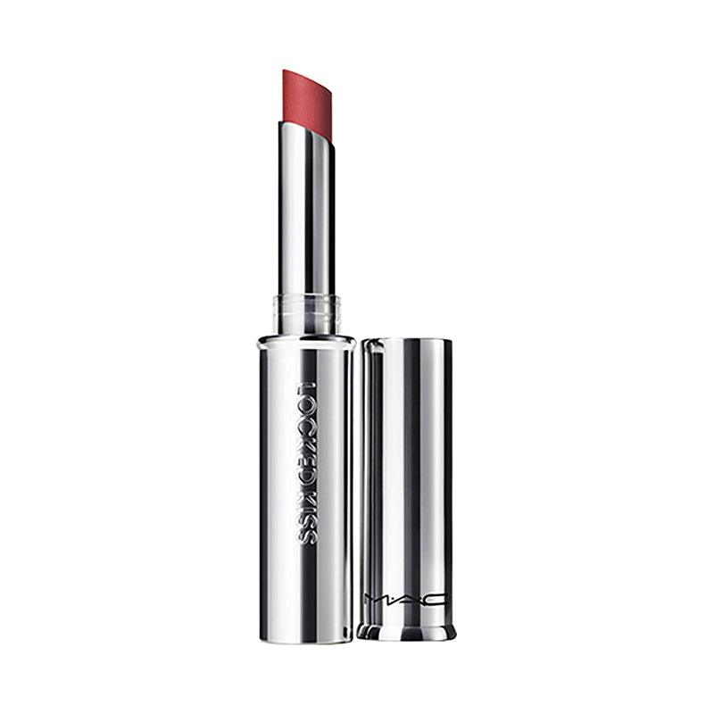 M·A·C Locked Kiss 24HR Lipstick - שפתון סטיק עמיד בגימור מאט דק ונוח
