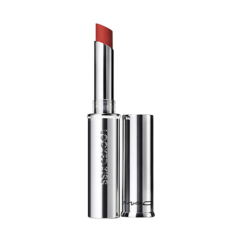 M·A·C Locked Kiss 24HR Lipstick - שפתון סטיק עמיד בגימור מאט דק ונוח