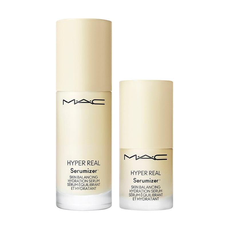 מארז M·A·C Hyper Real Serumizer Duo הכולל סרום-קרם טיפוחי בנפח 30 מ"ל ו-15 מ"ל לעור זוהר