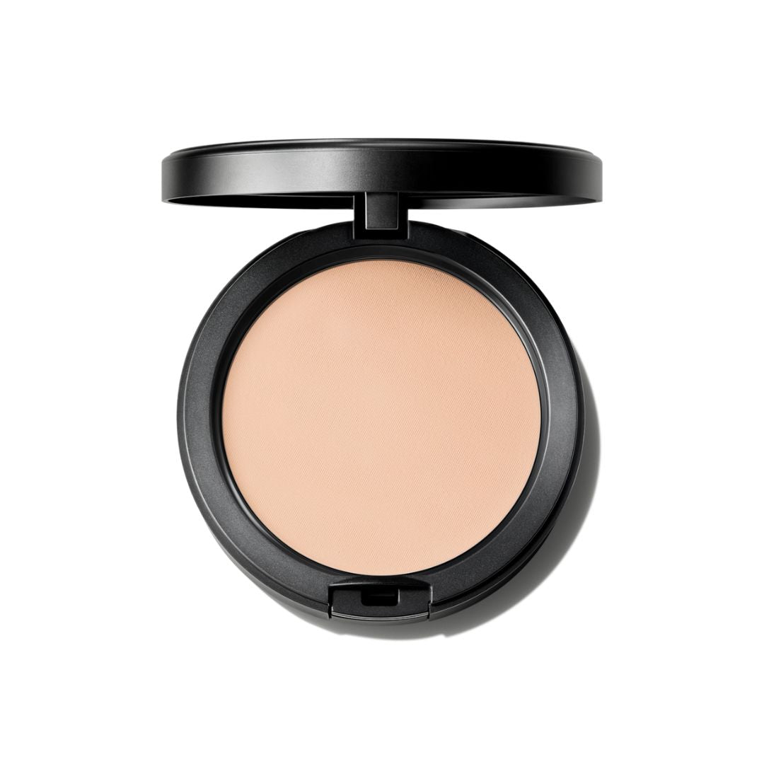 M·A·C Studio Fix Powder Plus Foundation - מייק-אפ פודרה בגימור מאט וכיסוי מושלם