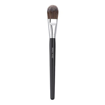 Malu Wilz professional synthetic make up brush for liquid foundation with streak-free finish and travel case