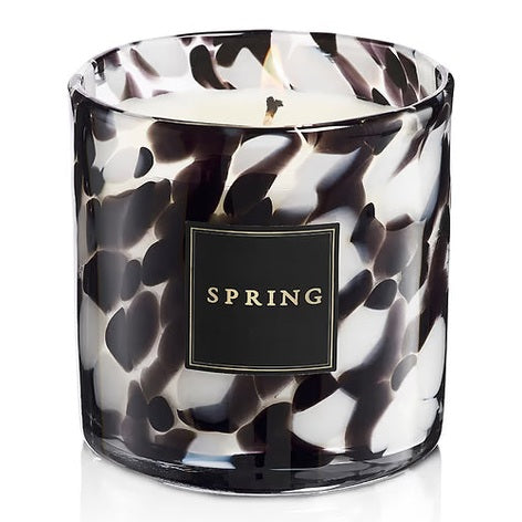 נר ריחני יוקרתי ספרינג אמבר אנד ספייס בכלי מנומר שחור-לבן 400 גרם - SPRING Amber & Spice Candle