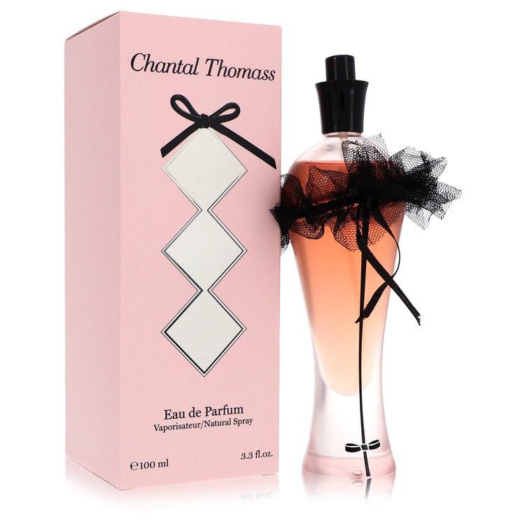 בושם יוקרתי ואצילי לאישה Chantal Thomass Pink Eau de Parfum בבקבוק ורוד מעוצב בעיטורי תחרה