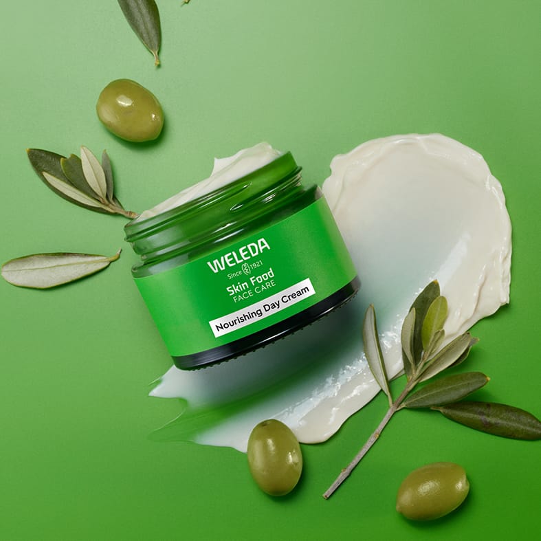 Weleda | וולדה - סדרת סקין פוד | קרם יום עשיר להזנה וזוהר (Skin Food Nourishing Day Cream) - 40 מ"ל
