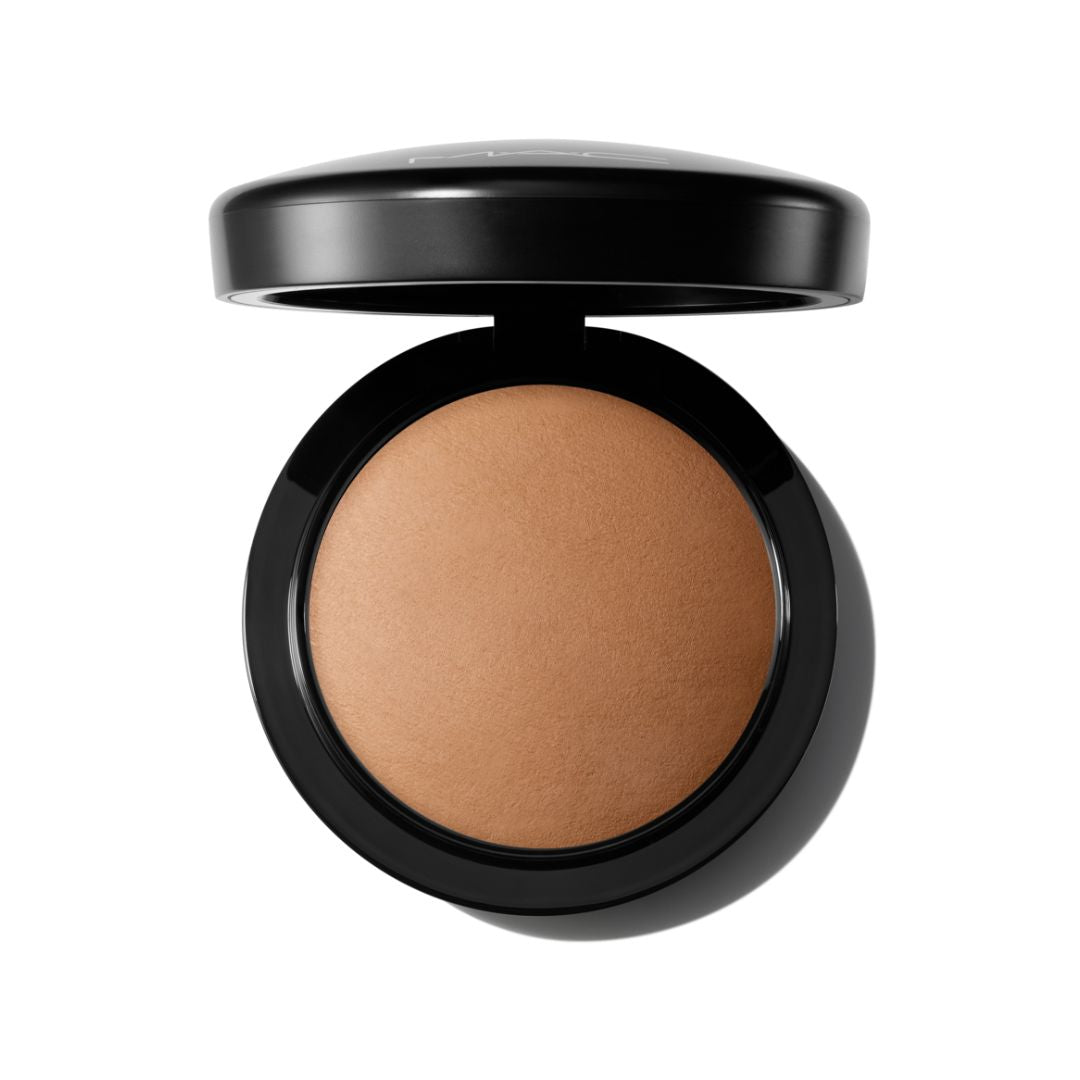 M·A·C Mineralize Skinfinish Natural - פודרה מינרלית אפויה למראה טבעי ומושלם