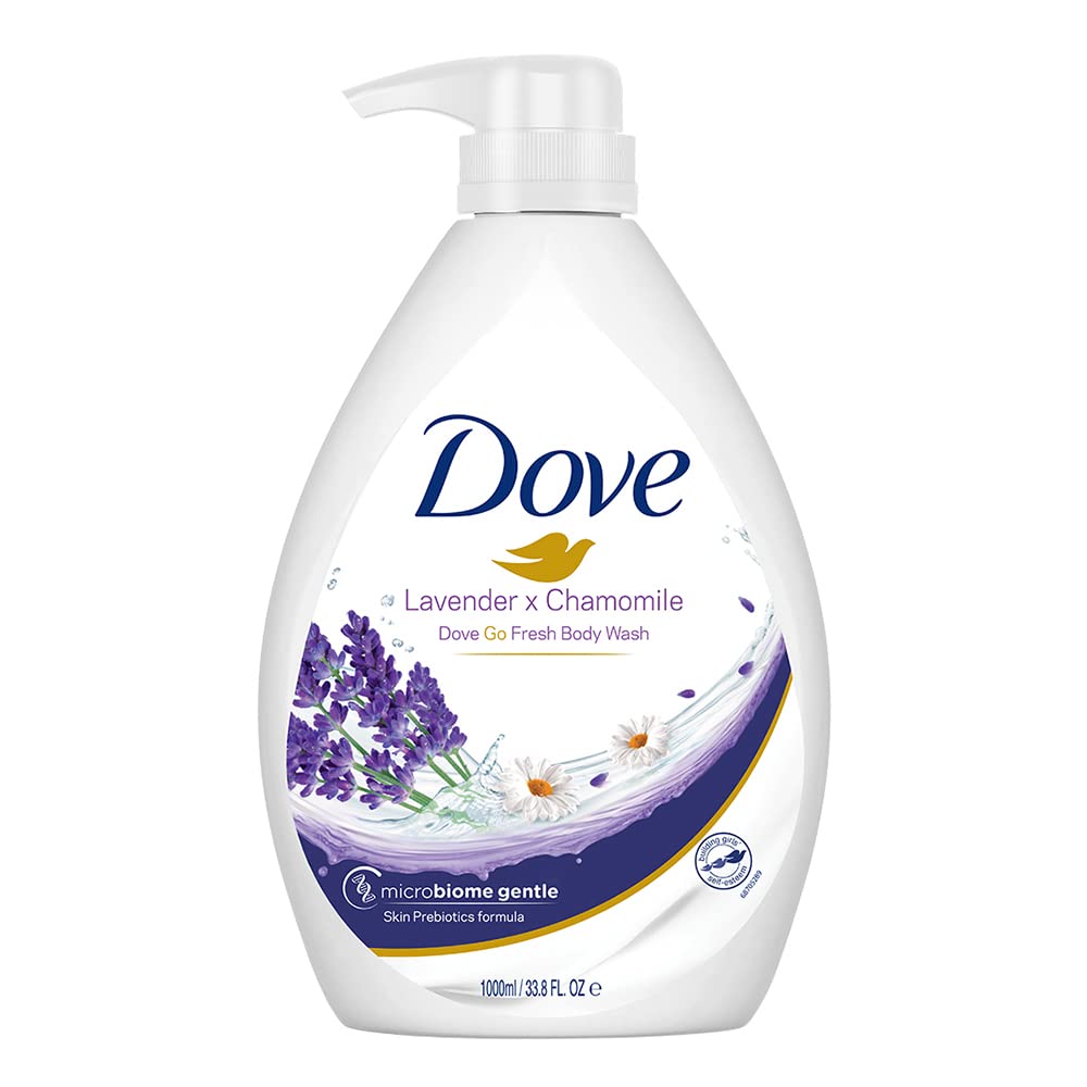 בקבוק תחליב רחצה וסבון גוף דאב Dove Go Fresh Lavender & Chamomile Body Wash בנפח 1 ליטר, המעניק ניקוי ולחות ל-24 שעות עם לבנדר צרפתי וקמומיל, בעיצוב בגווני לילך סגול וזהב.