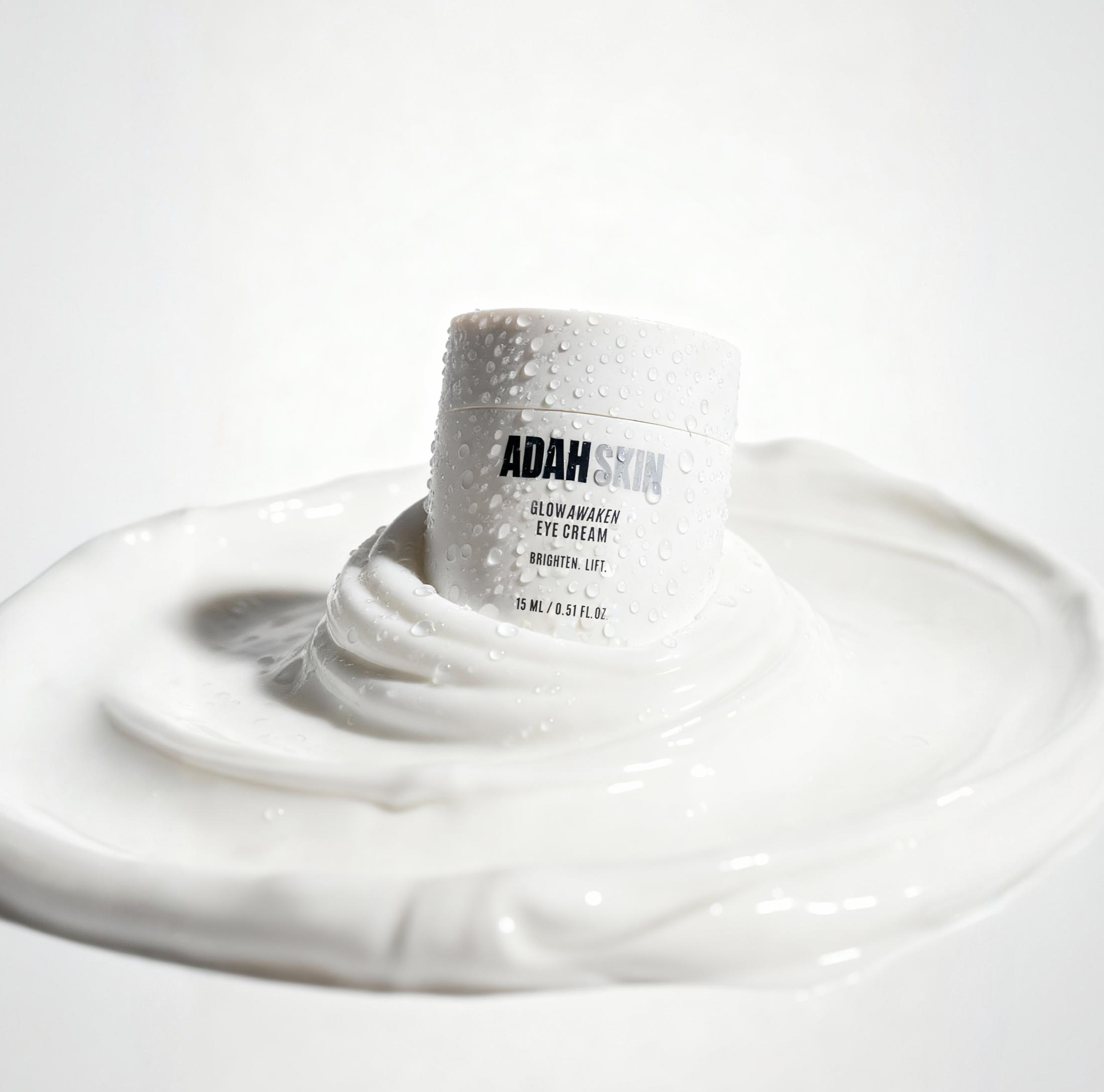 GLOW AWAKEN EYE CREAM - קרם עיניים במרקם משי להפחתת כהויות ונפיחות | עדה לזורגן