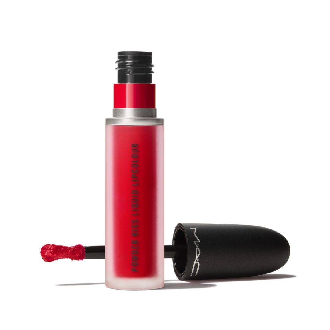 M·A·C Powder Kiss Liquid Lipcolour - שפתון נוזלי בגימור מאט מטושטש ועמידות ל-10 שעות