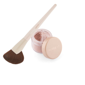 מארז פיגמנטים מינרליים בגודל מלא ומברשת סומק וברונזר מהודרת של מינרז MINERAZ איפור כשר לשבת
