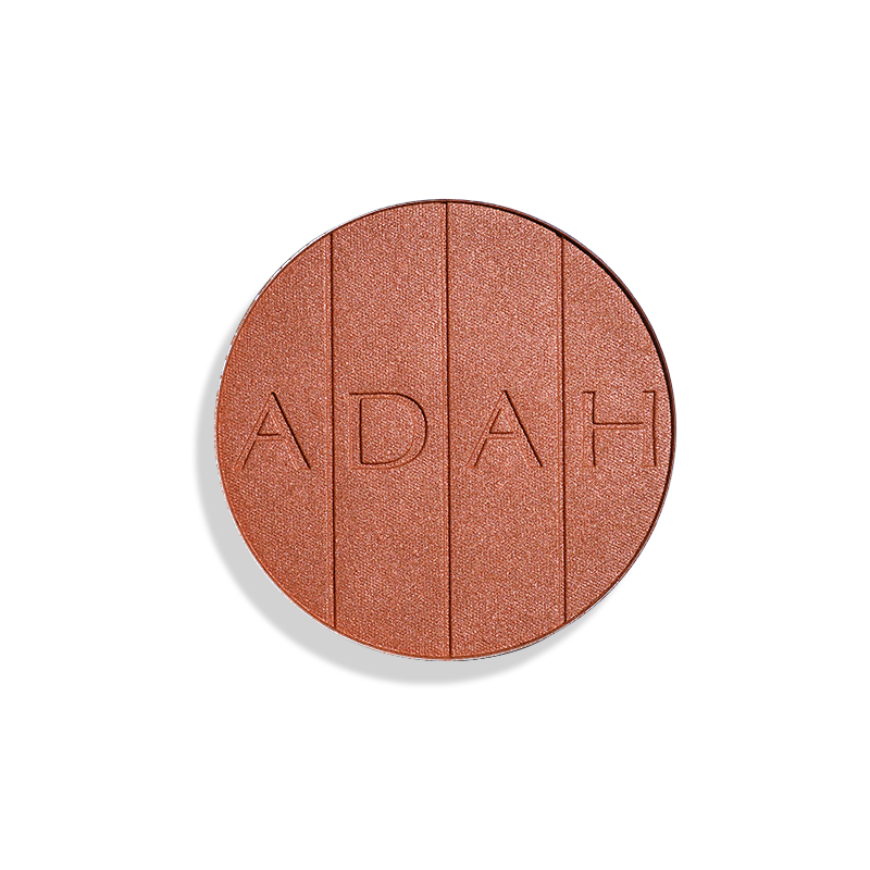 סומק מקצועי מספר 3 של עדה לזורגן במרקם משי קטיפתי ופיגמנט עוצמתי לגימור יוקרתי ועמיד