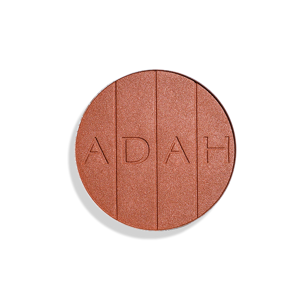 סומק מקצועי מספר 3 של עדה לזורגן במרקם משי קטיפתי ופיגמנט עוצמתי לגימור יוקרתי ועמיד