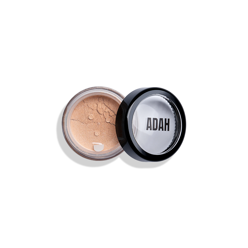 צללית יהלומים אבקתית של עדה לזורגן בגווני זהב שמפנייה וורוד מנצנץ, פיגמנט עוצמתי לברק חגיגי ורב-תכליתי