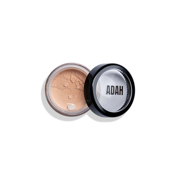 צללית יהלומים אבקתית של עדה לזורגן בגווני זהב שמפנייה וורוד מנצנץ, פיגמנט עוצמתי לברק חגיגי ורב-תכליתי