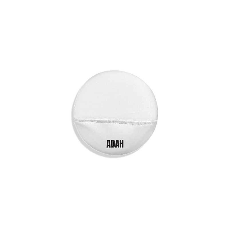 פאפ פודרה רך ומקצועי של עדה לזורגן להנחה אחידה וקיבוע איפור, מגיע ב-2 גדלים לבחירה