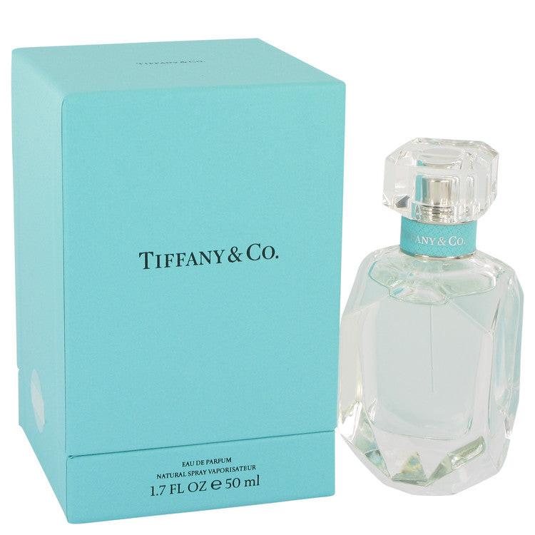 בושם Tiffany & Co. Eau de Parfum לאישה - ניחוח פרחוני אצילי המבוסס על חמאת איריס ומנדרינה בבקבוק קריסטל מלוטש בהשראת יהלומים.