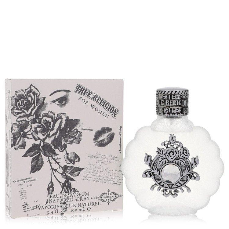 בושם True Religion Signature לאישה - אדל פרפיום יוקרתי המשלב תפוח ירוק, פרזיה וענבר בבקבוק מעוצב המקרין סטייל בוהמי ויוקרה קליפורנית.