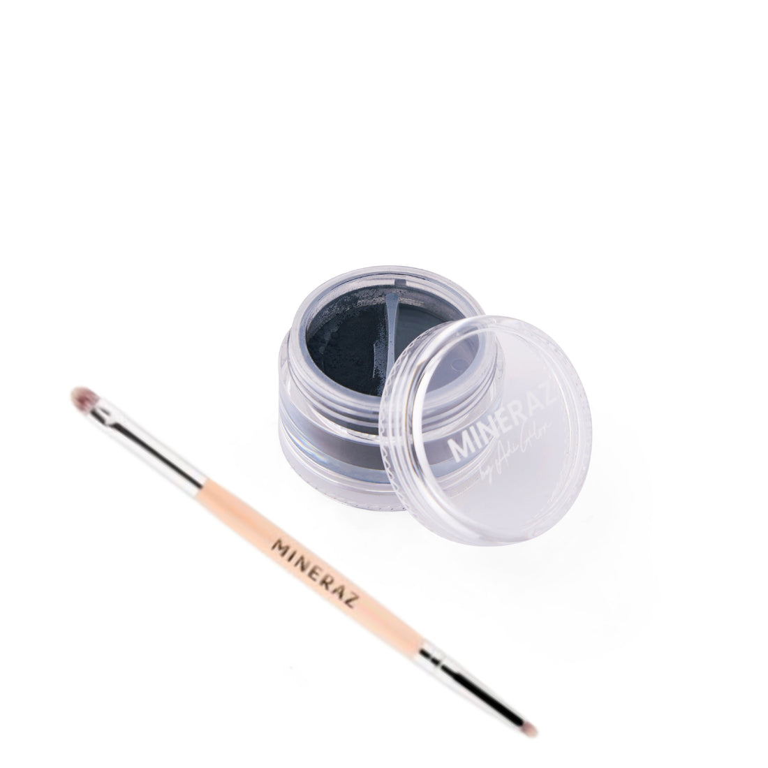פיגמנט מינרלי שחור כהה של מינרז MINERAZ לאייליינר וצללית מעשנת כשר לשימוש בשבת