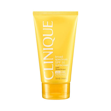 קרם הגנה לפנים קליניק SPF 50 להגנה רחבת טווח ללא בושם, פרבנים או פתאלטים - Clinique Sun SPF 50 Face Cream