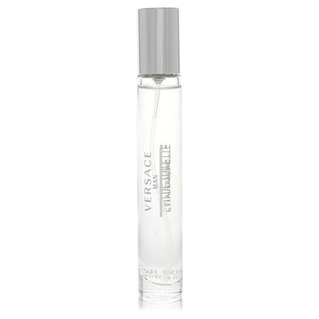 בושם מיני טסטר Versace Man Eau Fraiche לגבר - גרסה קומפקטית ויוקרתית של הבושם המקורי המשלב לימון לבן, פרי כוכב וארז לרעננות ים-תיכונית בכל מקום.