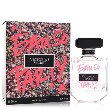 בושם Victoria's Secret Eau So Party לאישה - אדל פרפיום יוקרתי המשלב אגס אדום וסוכר קריסטלי בבקבוק המקרין זוהר של מסיבה, ביטחון עצמי וסטייל מודרני.