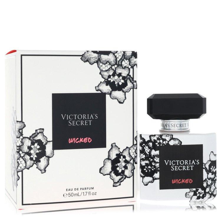 בושם Victoria's Secret Wicked לאישה - אדל פרפיום יוקרתי המשלב סוכר חום, פרזיה ווניל טאהיטי בבקבוק מעוטר תחרה המקרין מתיקות חושנית וביטחון עצמי מודרני.