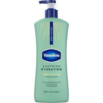 בקבוק תחליב לחות לגוף ולפנים וזלין Vaseline Intensive Care Soothing Hydration בנפח 600 מ"ל מועשר באלוורה ומלפפון, בעיצוב בגווני ירוק אלוורה, כחול וירוק חיוור.