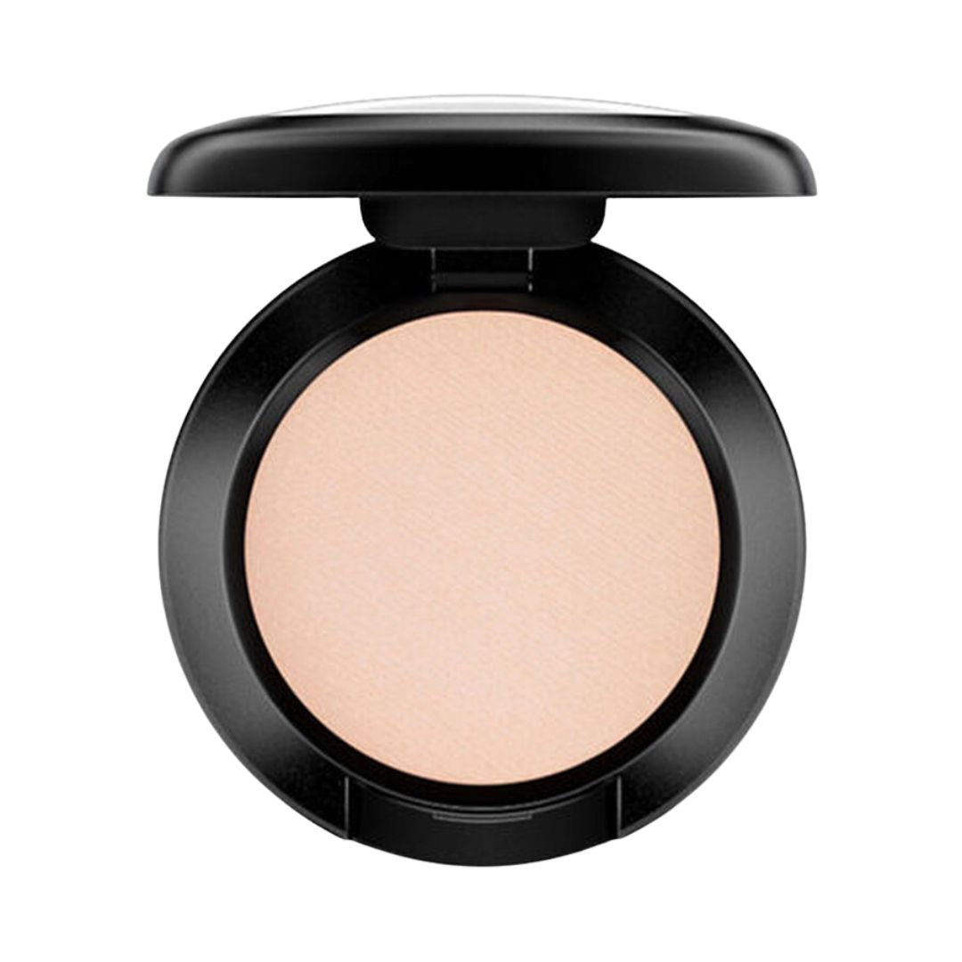 M·A·C Eye Shadow Satin - צללית עיניים בגימור סאטן קטיפתי ומואר