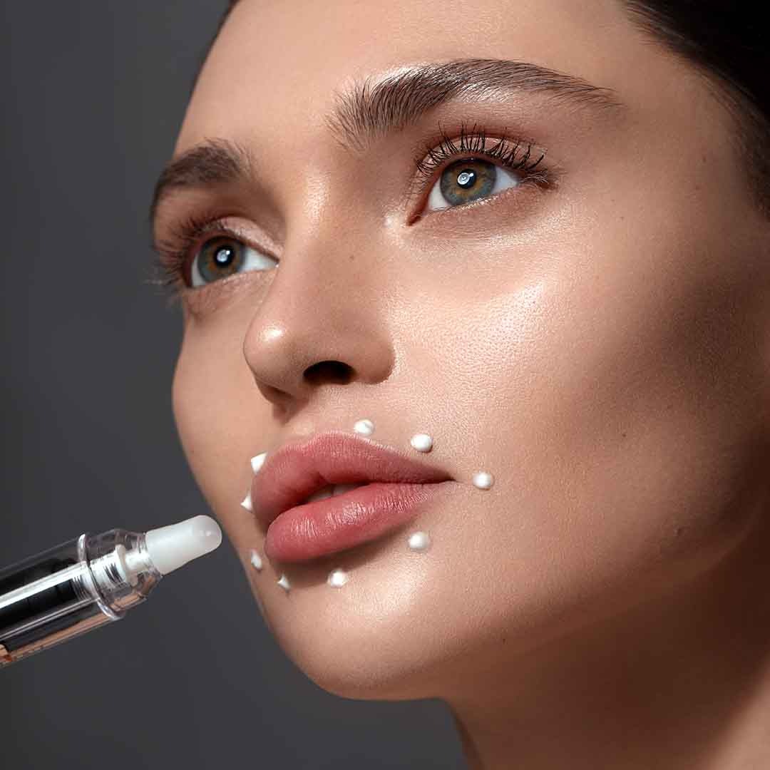 Careline | Hyalu Tec Eye & Lip Cream - קרם ייעודי לטיפוח אזורי העיניים והשפתיים 15 מ"ל