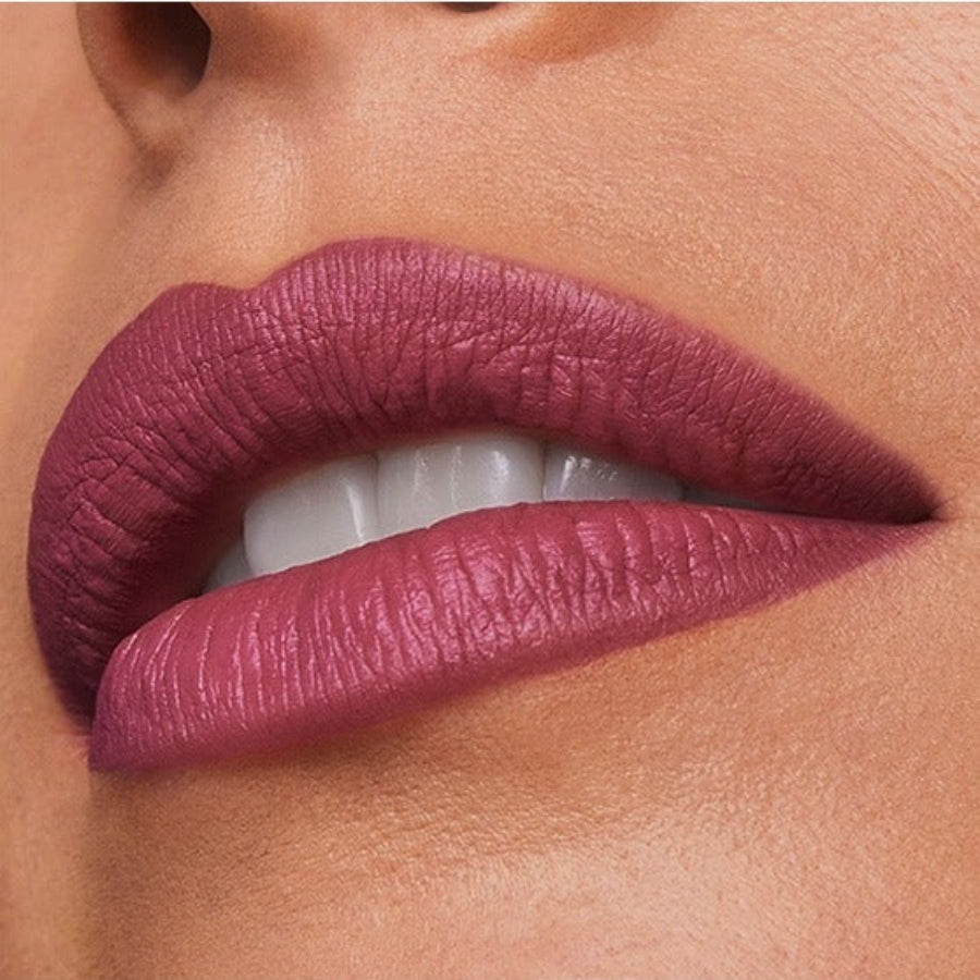 Estée Lauder Pure Color Matte Lipstick - שפתון פיור קולור בגימור מאט קטיפתי (ניתן למילוי חוזר)