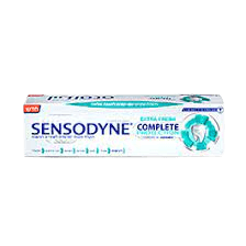 משחת שיניים SENSODYNE לשיניים רגישות עם נוסחת Extra Fresh