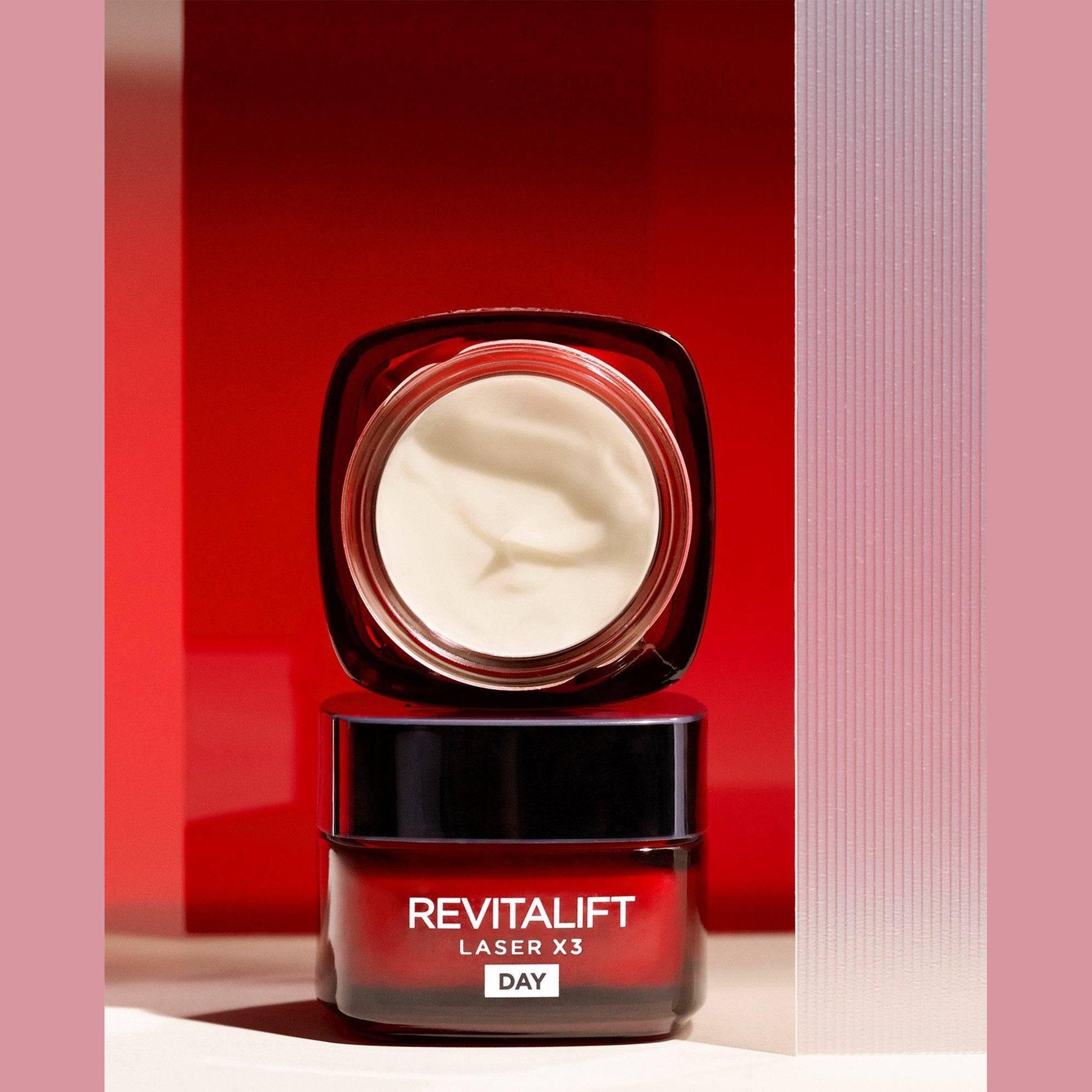 L'Oréal Paris Revitalift Laser X3 | קרם יום אנטי-אייג'ינג עוצמתי לטיפול בקמטים, מיצוק וחיטוב