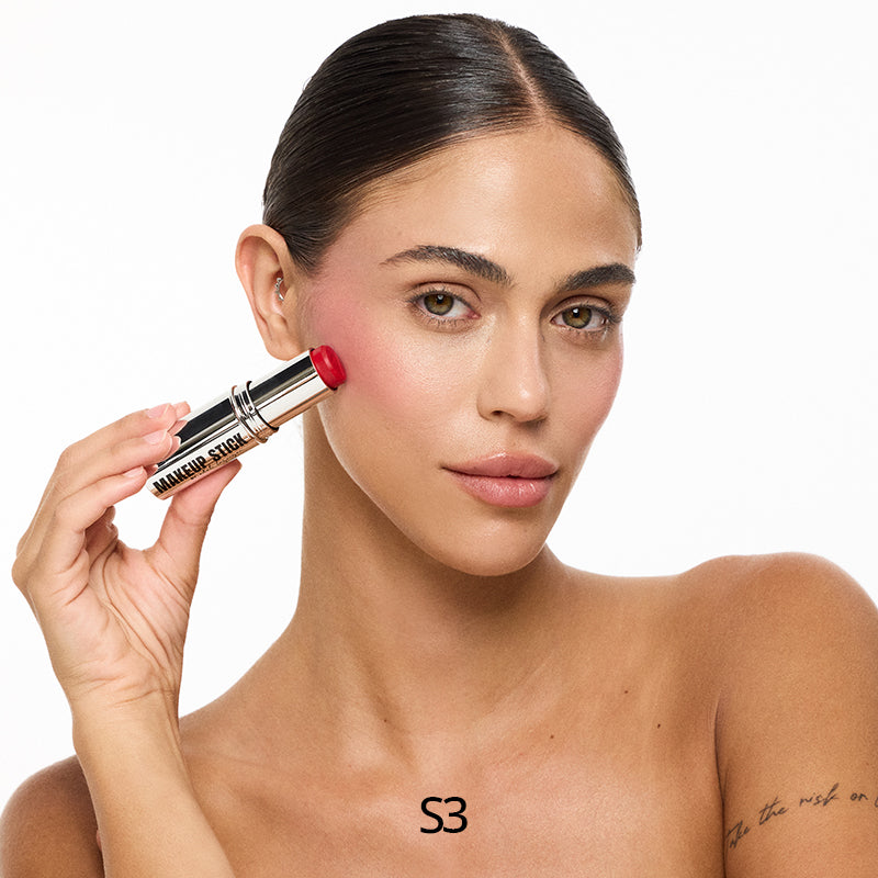 BLUSH STICK - סומק קרמי בסטיק עם חומצה היאלורונית לפנים ולשפתיים | עדה לזורגן