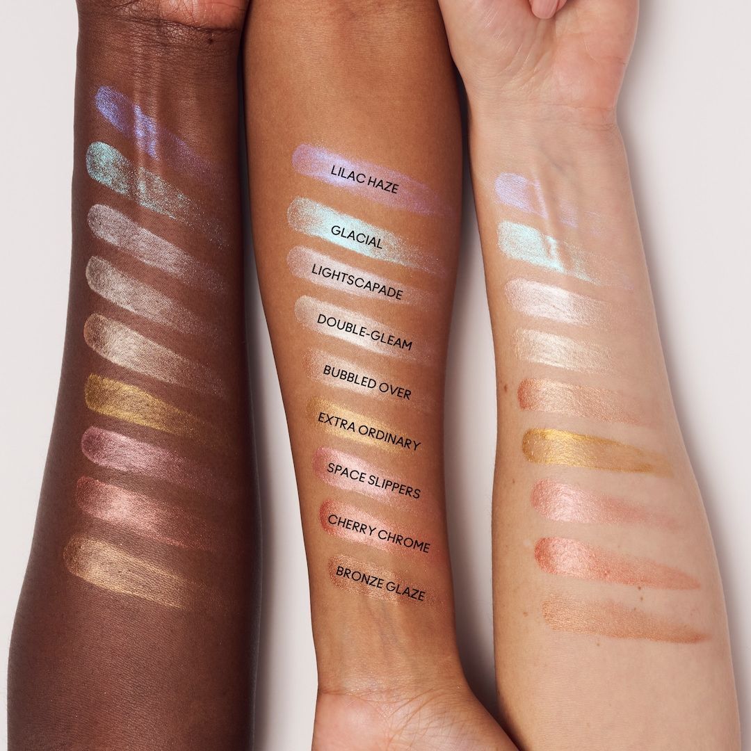 M·A·C Skinfinish Lightstruck Liquid Highlighter - היילייטר נוזלי להארה רב-ממדית