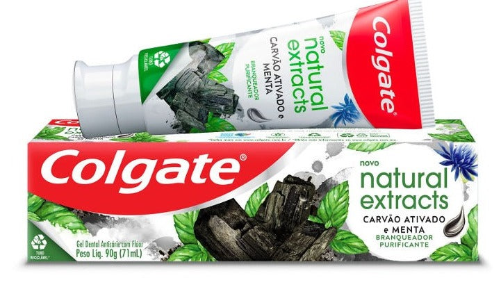 Active charcoal and peppermint natural toothpaste Colgate Natural Extracts
